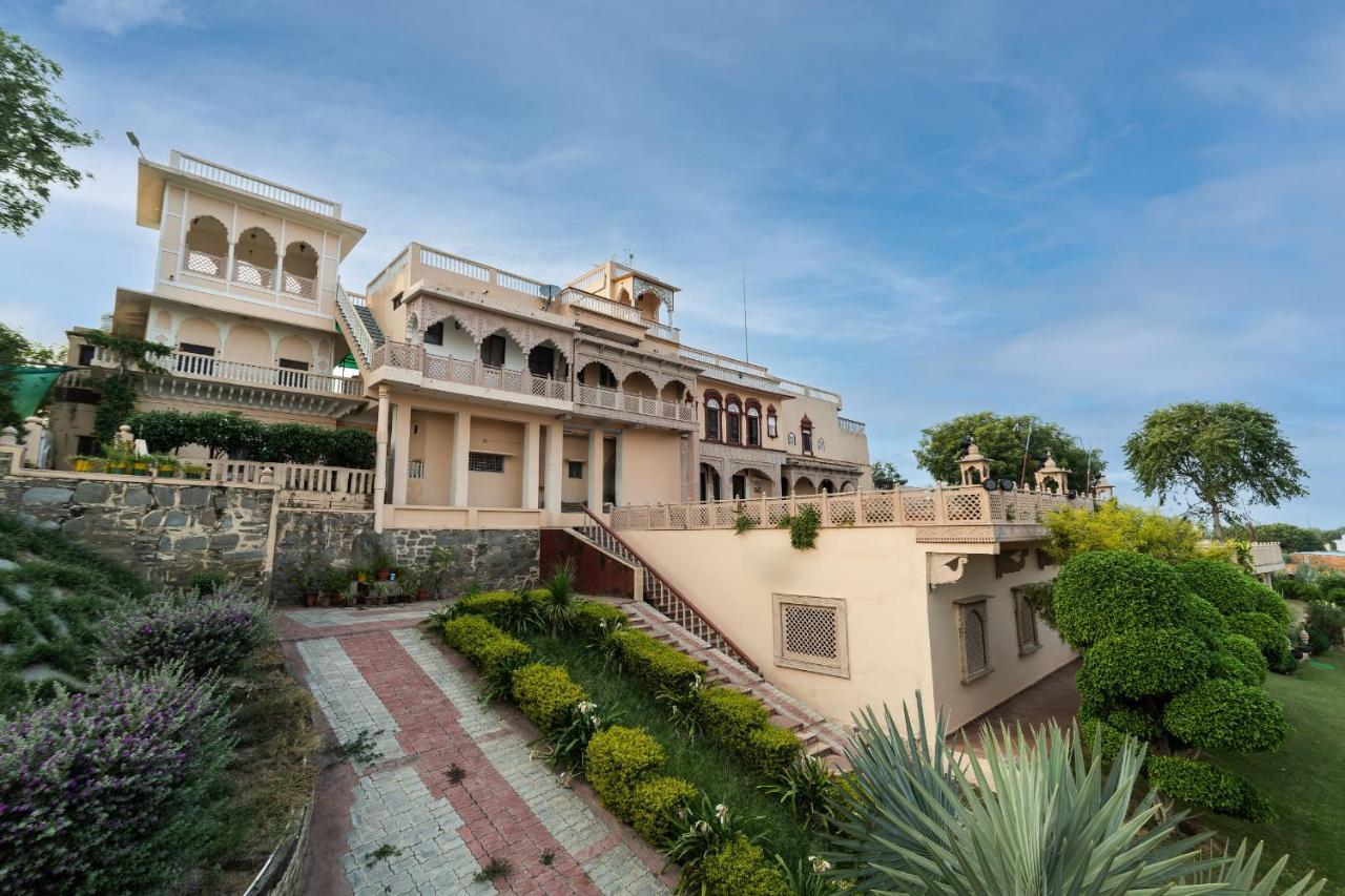 Fort Beejwar Chauhan By Aayams Neemrana Shahjahanpur Exterior foto